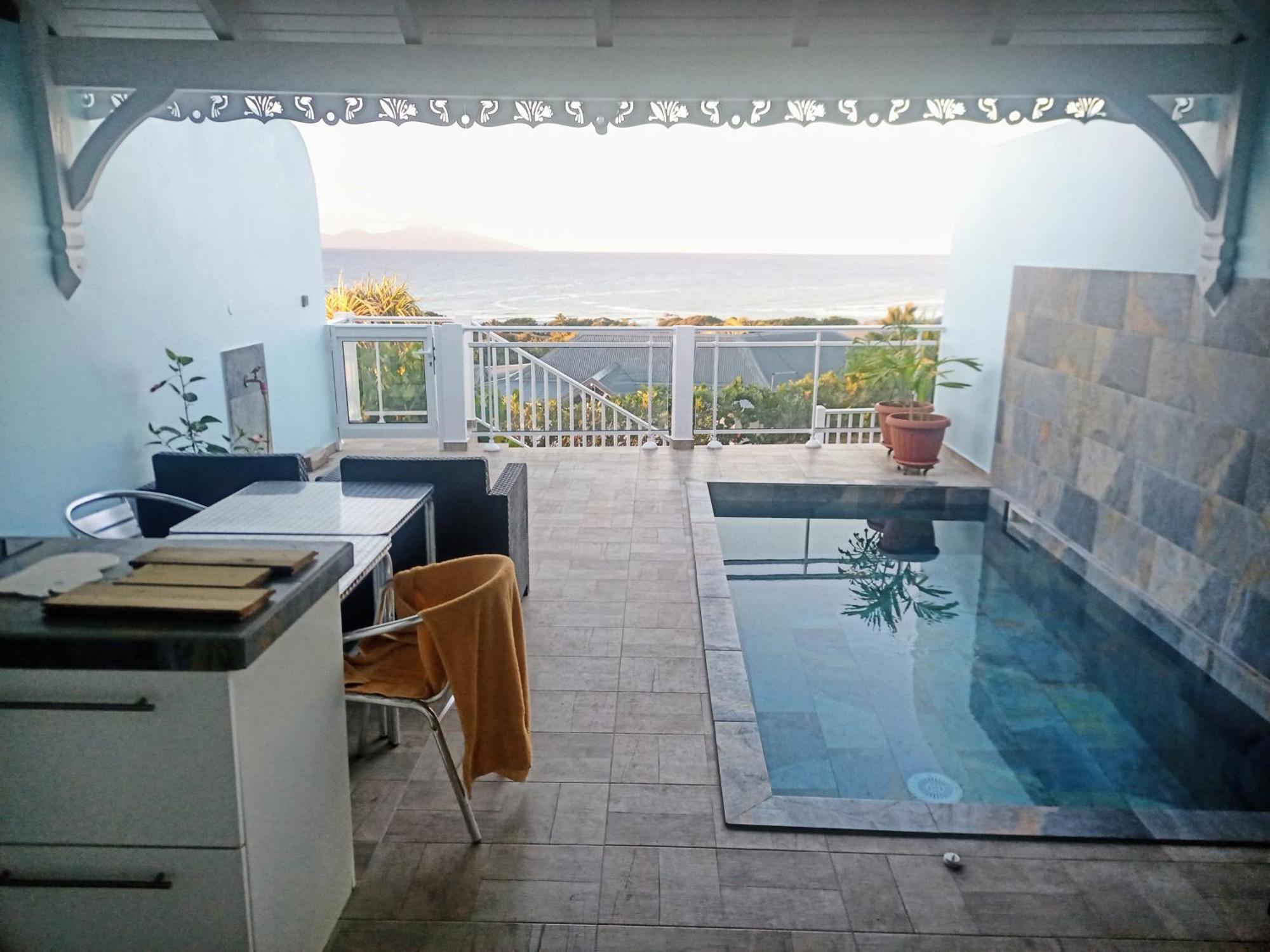 Grand-Bourg  Aux Colibris Amoureux : Loft De Standing Avec Vue Mer מראה חיצוני תמונה